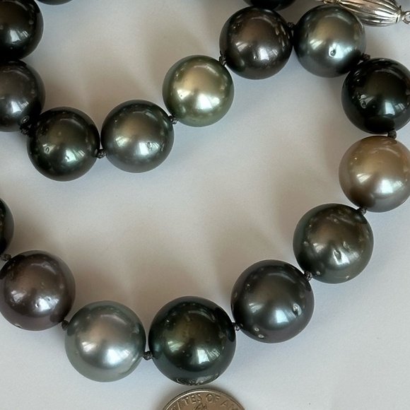 🌟 Tahitian Pearl Necklace | 12mm-15mm | 18” Strand | Sterling Silver Clasp 🌟 - Picture 10 of 13
